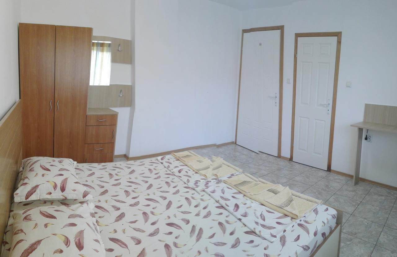 Eleonor Guest House Byala  Exterior photo